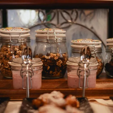 Petite Fleur Отель