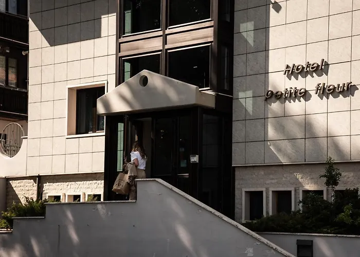 Petite Fleur ロッカラーゾ