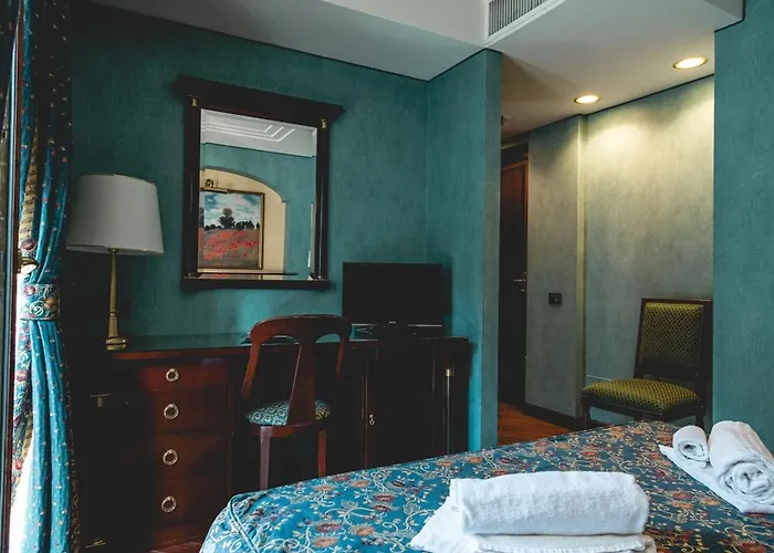 Petite Fleur ロッカラーゾ